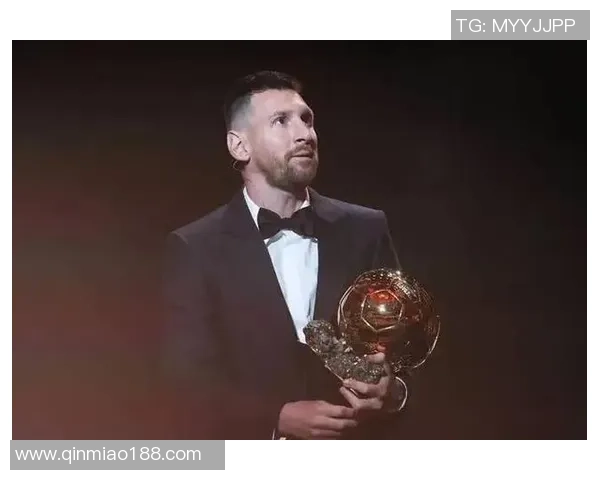 全球足球巨星风采展示与传奇故事解析